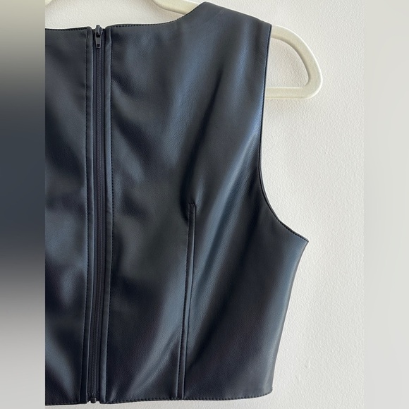 7 For All Mankind Black Faux Leather Corset Crop Top, Size Medium - Picture 15 of 16